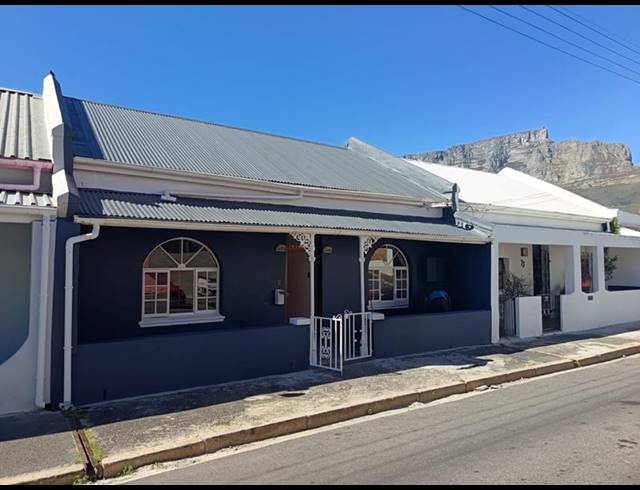 4 BEDROOM PROPERTY TO RENT IN BO KAAP